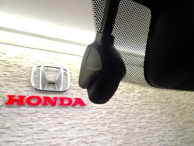 純正ドラレコ前後付きです♪