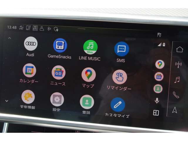 LIBERALAでは多種多様の車種をご用意させていただいております。お客様がご納得いくまで、そのお車の持つ特性を五感すべてで感じ取っていただける場をご提供します。