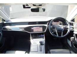 LIBERALAは、輸入車選びの新たなスタイルを提案するインポート・セレクト・ブランドです。オーナー様となる方がクルマから直接感じる感性を第一にした、最良の一台との出会いをコーディネートいたします。