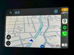 【ディスプレイオーディオ】アップルカープレイやブルートゥース接続など多彩な機能を併せ持っており、インパネ周りがすっきりしてますね！