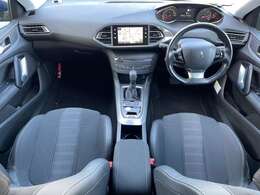 BMW、メルセデス、アウディといったドイツのプレミアムブランドをはじめとした、各種輸入車ブランドを同時に比較することができます。