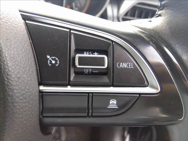 ☆ワンオーナー☆4WD☆純正メモリーナビ☆フルセグ☆Bluetooth☆デュアルセンサーブレーキサポート☆アダプティブクルーズ☆オートライト☆車線逸脱警報☆ステアリングスイッチ☆前席シートヒーター☆