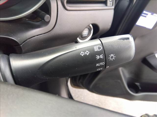 ☆ワンオーナー☆4WD☆純正メモリーナビ☆フルセグ☆Bluetooth☆デュアルセンサーブレーキサポート☆アダプティブクルーズ☆オートライト☆車線逸脱警報☆ステアリングスイッチ☆前席シートヒーター☆