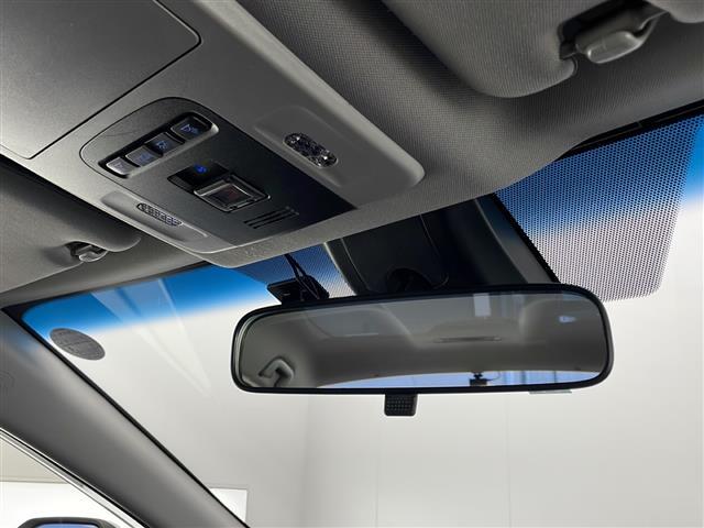 【ミニバン/SUV/コンパクト/軽自動車】中古車から未使用車まで幅広く質の高いおクルマをご用意しております。中古車/未使用車/ハイブリット/4WD/禁煙車/などなど何でもご相談ください。