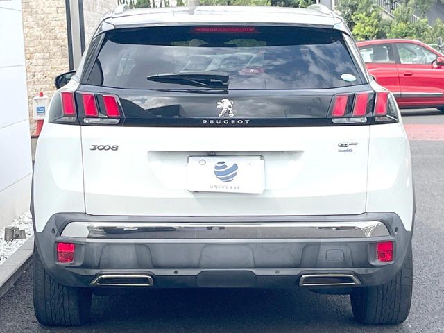 ●当店では第三者機関による車両品質鑑定を導入し、修復歴車を排除。鑑定書が発行されますので、ぱっと見ただけでは分からない箇所まで納得した上でご検討いただけます。※一部未実施の場合がございます。
