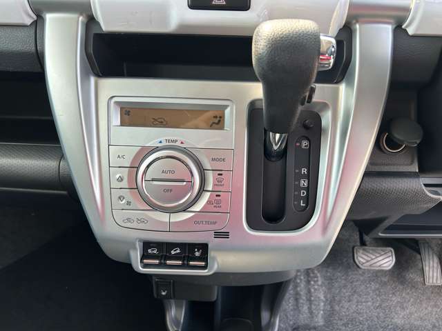 シートヒーターで冬の運転もポッカポカ♪
