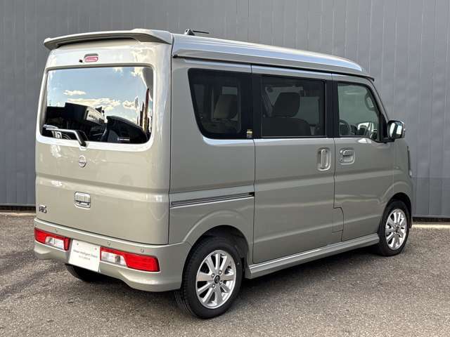 愛知日産の中古車は全車保証付きです。納車後も全国日産ディーラーで対応可能。安心してお乗りいただけます。