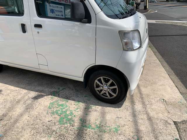 アルミホイール付き。フロントです。