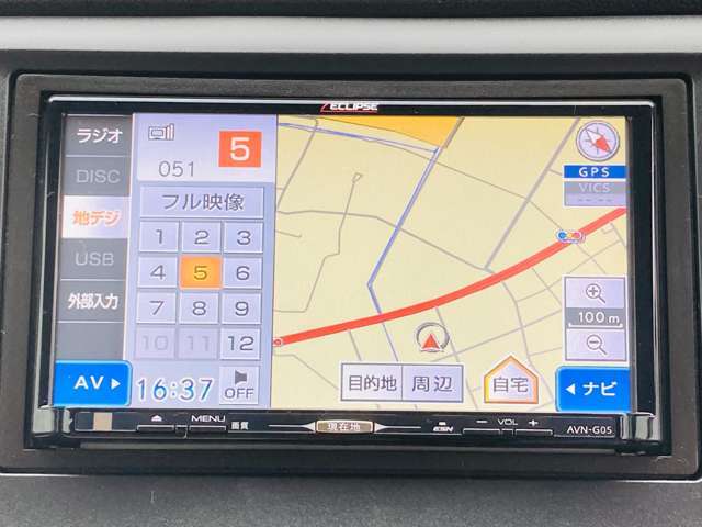 【カーナビ】　マイカーの必需品カーナビも付いています♪目的地を入力するだけでラクラクお出かけできます♪運転に不慣れな方も安心して運転できますね☆