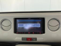 純正SDナビがついています！こちら地図SDカードが入っていないので地図が映らない状態になっています。