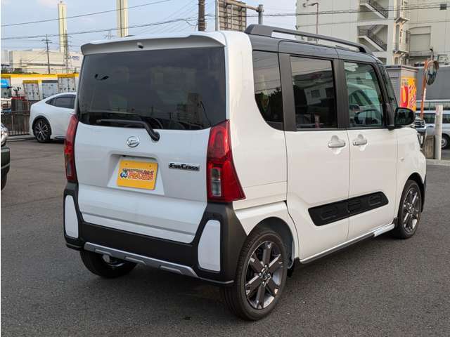 車両をご掲載にあたって車両写真でお車の状態が全て伝わるように意識しております！内外装の傷や汚れは全て確認して撮影しております。内装の匂いなど写真でわからないことは直接お電話などでお伝えくださいませ！