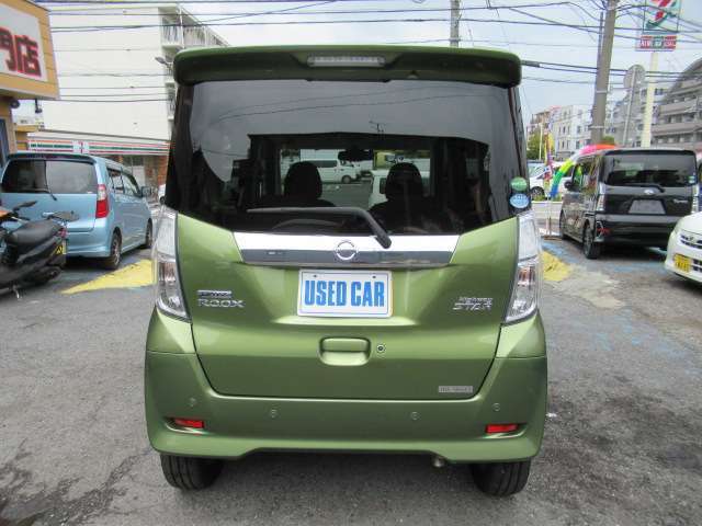 当店、軽自動車専門店は、その名の通り軽自動車に特化した専門店です！修復歴無のお車のみ多彩な軽自動車をご用意しております♪ご希望の車種や装備等がない場合はご相談下さい！当店スタッフが一緒にお探しします！