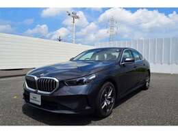 ≪BMW Premium Selection≫ ご購入後、2年or1年間走行距離無制限保証！万一、修理が必要な場合は工賃まで含めて無料で対応！全国のBMWディーラー対応可能ですので遠方の方も安心！（消耗品、後付け品除く）。