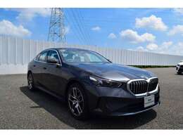 BMW認定中古車　全国の正規ディーラーにて保証修理が受けられます。