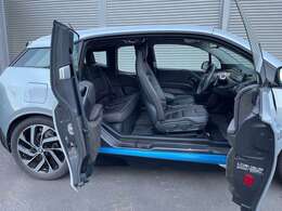 BMWi3は軽量ボディとヒートポンプシステムでバッテリーに優しいEカーなのです。