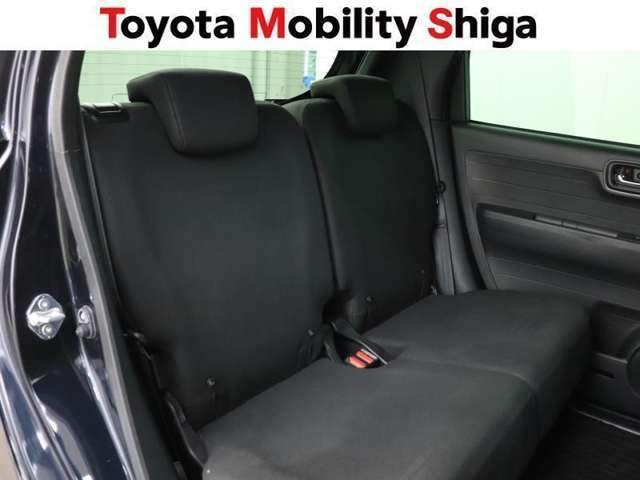 広く開放的な居住スペース。シートクッションの座り心地もいっそう快適です。
