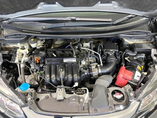 親切・丁寧な専門メカニックスタッフが応対！・車検・点検整備・事故等の修理などアフターサービスも安心。お車のカスタマイズもネクステージのサービススタッフまでご相談ください！