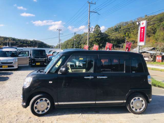 左側面の写真でございます。気になる箇所がございましたらお電話下さい！