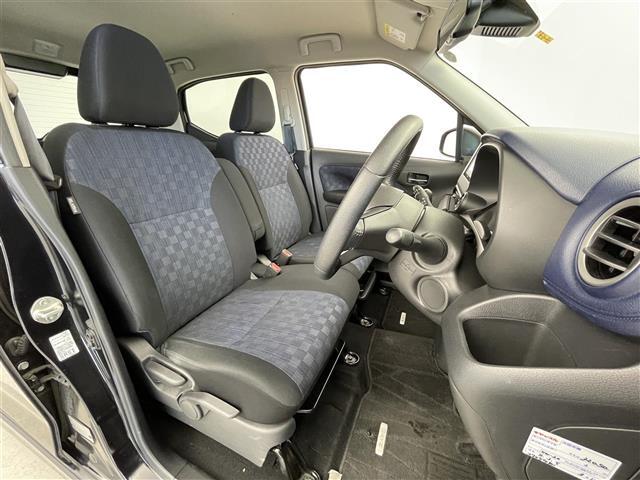 【4人乗り】座り心地が良いシートなので長時間の運転でも快適にお過ごしいただけます。新品のフロアマットのご注文も可能です。掲載箇所以外にご希望の写真がございましたらお気軽にお問い合わせ下さい。