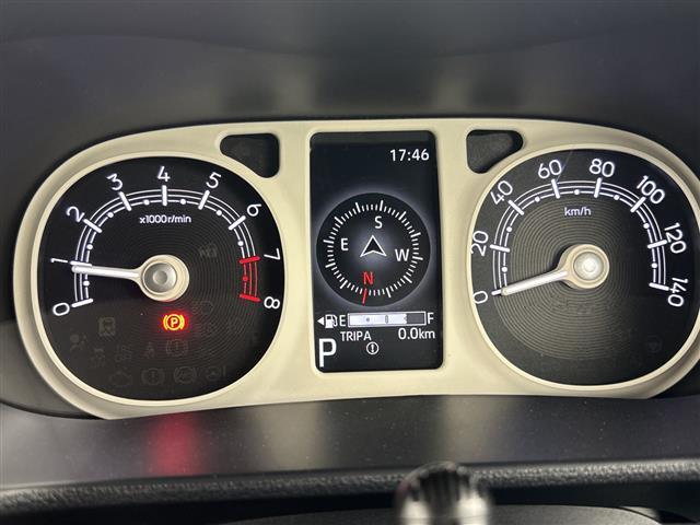 【スピードメーター】メーターがシンプルで見やすく運転しやすいですね！