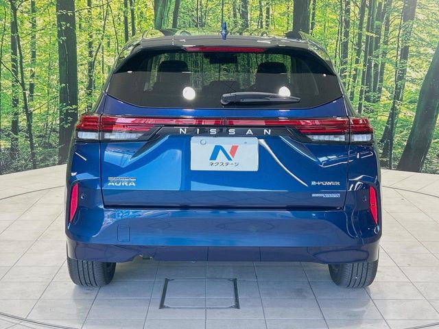 安心の最長10年・走行無制限保証（有償）をご用意。保証内容も充実はもちろん、無料点検＆オイル交換や、年中無休の全国・24時間ロードサービスも付帯されておりますのでご安心下さい。