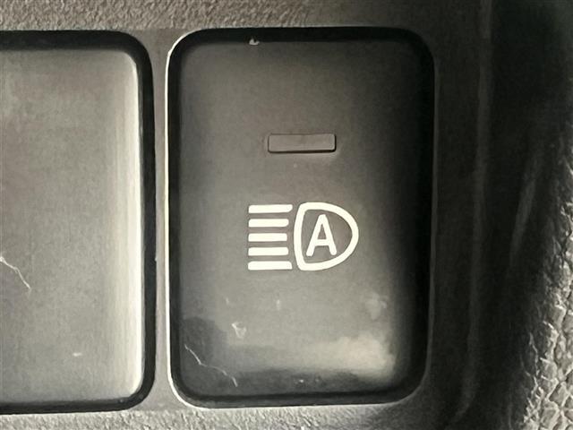 【運転席操作部】快適なドライブを楽しむための機能が装備されています！運転席から触れるので、使いやすいです！除菌プランいれていただくと、さらに清潔で安心していただけます！