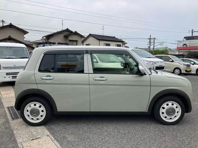【KMGホールディングスとは】西日本で約80店舗を運営しています☆70年以上自動車を販売してきたノウハウでお客さまの車選びを大切にサポートさせていただきます☆是非質の高い接客を体験してみてくださいね☆