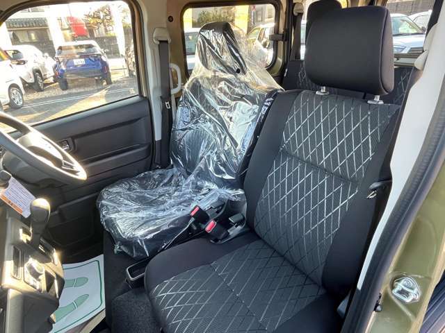 ☆側面ボディ☆空気抵抗も考慮したスタイリッシュで実用性のあるボディラインで軽自動車とは思えないカッコよさ！