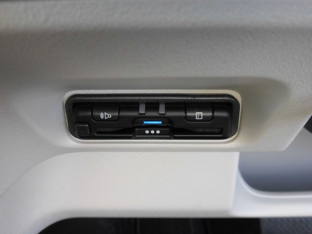 ETC車載器付きで、高速道路への乗り降りもスムーズです
