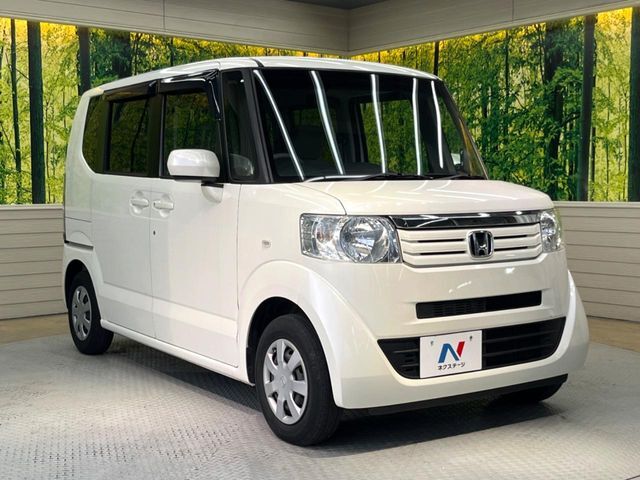 大好評のボディコーティング「弾スプラッシュコート」もご納車までに施工可能。通常のガラスコートと異なる、耐久年数6年の無機質ガラスコーティングが、ボディをキレイな状態に保ってくれます。