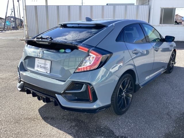 自動車保険・JAFも取り扱っております。また、お客様のご希望で保証延長（有償・一部の車種では取り扱いできません）もご準備しております