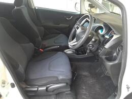 「この車の写真をもっと見たい」「状態が気になる」「この装備はついている？」どんな小さな疑問でもお気軽にお問い合わせください！