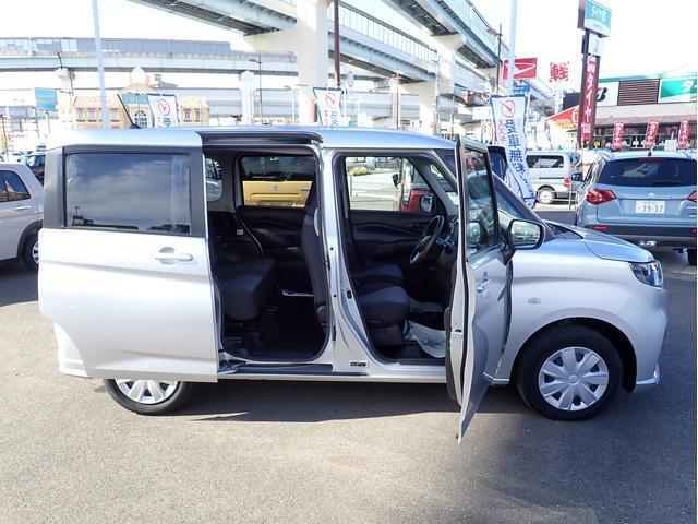 両側スライドドアだから、狭いところでも乗り降りらくちん！お年寄りや小さなお子さんにやさしいクルマです（＾＿＾）