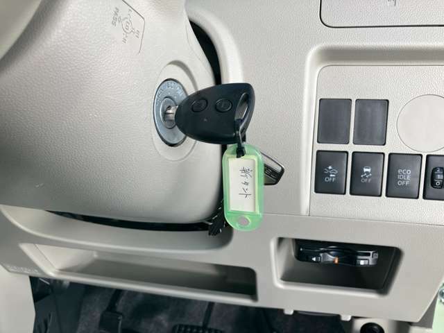 キーのボタン一つで鍵の施錠開錠が可能なキーレスエントリーを装備！