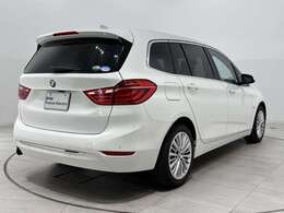 BMW  JAPAN認定国土交通省指定サービス工場を敷地内に併設しております。メンテナンス・修理はお任せください。サービス工場直通TEL  　042-563-6270