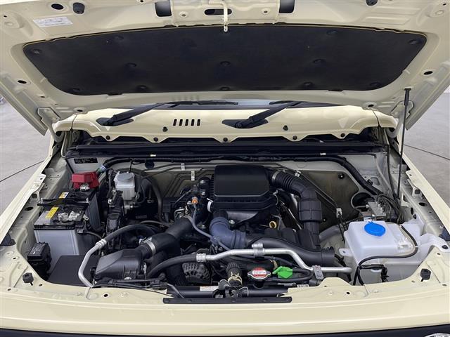 【エンジンルーム】エンジンの調子は良好です！ご納車前にはしっかりとオイル交換・その他油種類の点検補充をさせて頂きます。また、ガリバーでは修復歴のある車は販売いたしません。