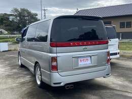 親切で丁寧な対応を心がけ、気に入って頂けるお車をご提案させていただきます。お待ちしております。