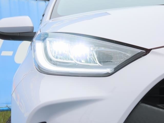 「LEDヘッドランプ」です！高輝度で点灯速度が速く、消費電力の少ないLEDを採用☆