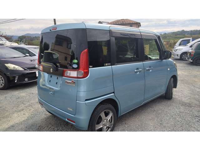 当店では「車体」＋「諸費用」というわかりにくい販売をいち早くやめ、展示車の価格表示をすべて「支払総額」にしております。安心してご来店下さい。