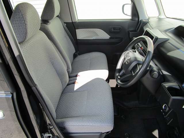 遠方にお住いの方もOK！全国へ登録納車可能です♪北海道から沖縄まで全国各地の陸送納車実績多数有り！実車を確認できない方へも詳細な車両情報を電話やメールにてお伝えします！！