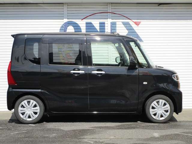 ユーザー様より仕入れる車両は査定員により厳格な査定を行います！機関系の状態はもちろん、骨格部位の修復歴や外板パネルの交換歴・板金塗装歴などを十分に確認した上で、基準に達した車両のみを取り扱います！！