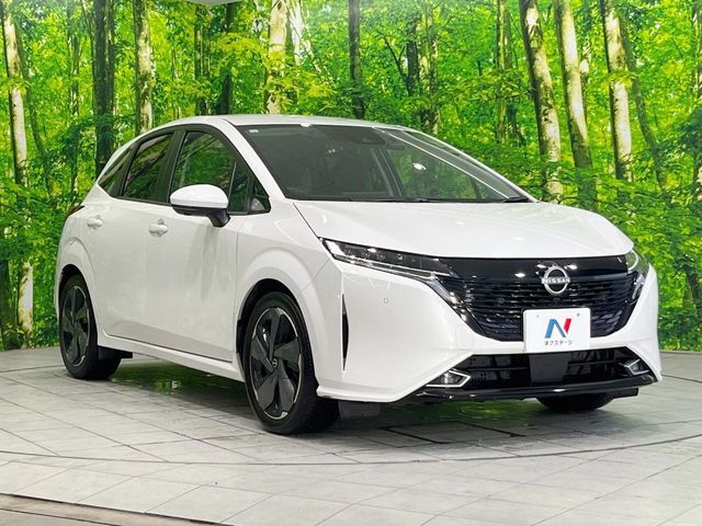 大好評のボディコーティング「弾スプラッシュコート」もご納車までに施工可能。通常のガラスコートと異なる、耐久年数6年の無機質ガラスコーティングが、ボディをキレイな状態に保ってくれます。