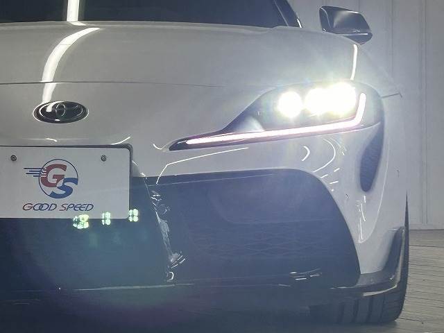 【LEDヘッドライト】です。現在主流のヘッドライトで明るいので視認性が良く安全です。明るさとかっこよさをお楽しみください。