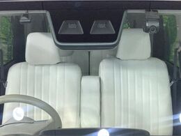 【スマートアシスト】走行中に前方の車両等を認識し、衝突しそうな時は警報とブレーキで衝突回避と被害軽減をアシスト。より安全にドライブをお楽しみいただけます。