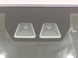 【スマートアシスト】走行中に前方の車両等を認識し、衝突しそうな時は警報とブレーキで衝突回避と被害軽減をアシスト。より安全にドライブをお楽しみいただけます。