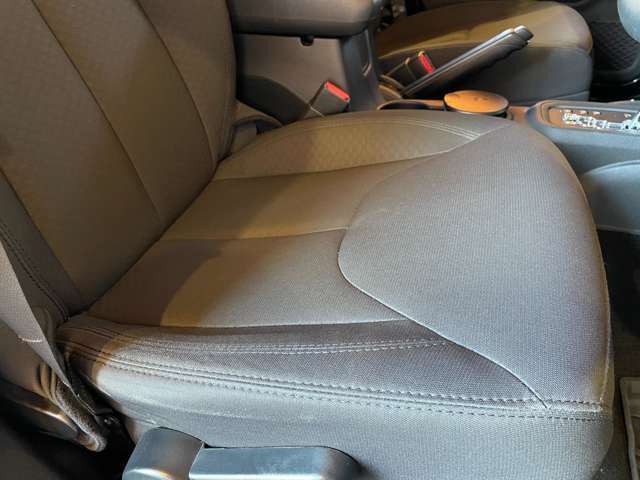 各店舗、各都道府県ごとに提携する専門工場が整備されています。遠方のお客様でも安心してご購入いただけます。LIBERALA店舗は全て（株）IDOM　直営店でございます。