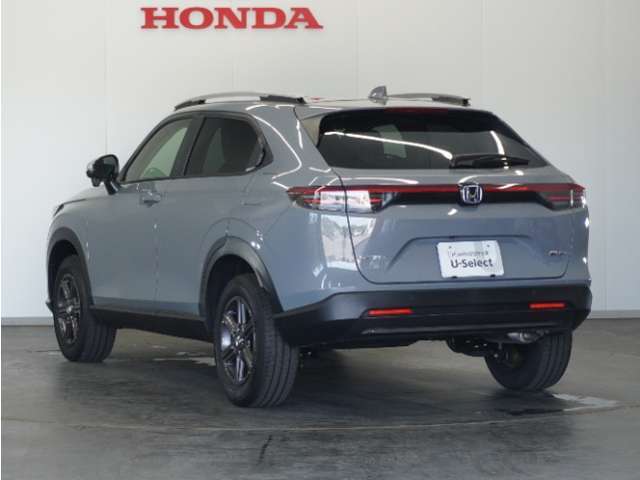 認定中古車では、厳しいHonda認定基準をクリアした厳選されたHonda認定中古車のみ、取り扱っております。「ご購入前の安心」「納車後の信頼」を車両と一緒に提供しております。