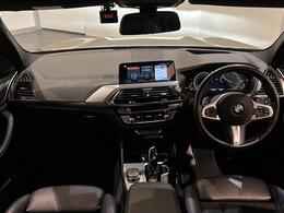 LIBERALAは、輸入車選びの新たなスタイルを提案するインポート・セレクト・ブランドです。オーナー様となる方がクルマから直接感じる感性を第一にした、最良の一台との出会いをコーディネートいたします。