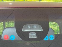 【先行車発進お知らせ】信号待ちや渋滞時に、前のクルマが発進したことに気づかず後ろからクラクションを鳴らされたことありませんか？このクルマならお知らせ機能付きで安心です！
