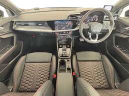 アウディならではの洗練された高級感と落ち着きのあるデザインは秀逸です。シートにMMIのナビゲーションも操作性良好です。